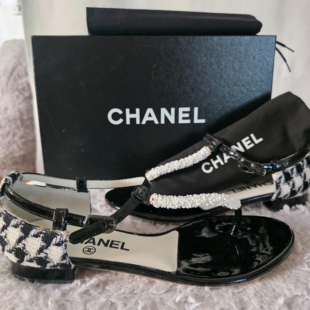 Never Worn CHANEL Tweed T-Strap Sandals Size 37.5